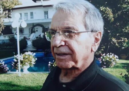 جنتی به علت بیماری در سن ۸۷ سالگی فوت کرد