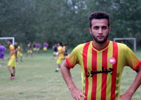 مرگ فوتبالیست جوان در آغوش پدر + عکس