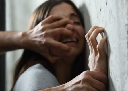 تجاوز به لیلا دختر ۱۲ ساله در خانه پدری / در تهران رخ داد