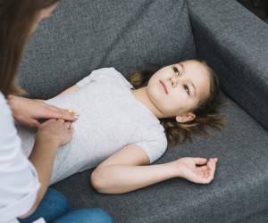 با ساده ترین روش نفخ شکم را درمان کنید