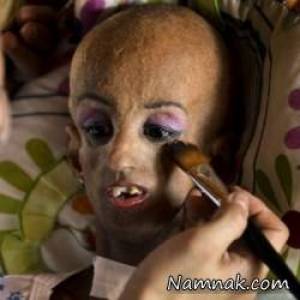 مادر جوانی که یک دختر ۹۰ ساله دارد + تصاویر