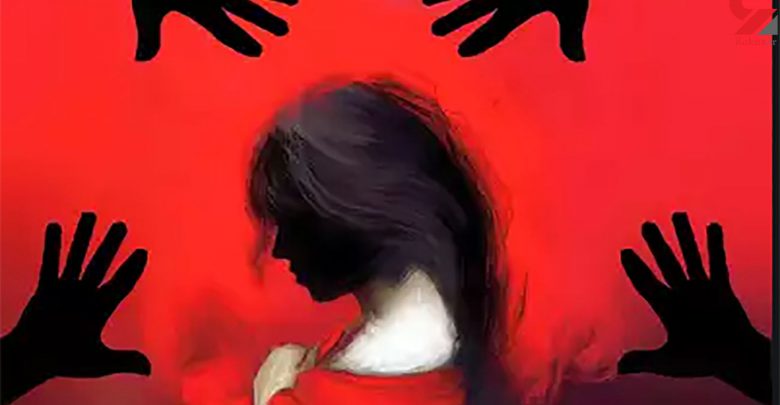 مرد بی غیرت برای هتک حرمت به زنش ۸ مرد اجیر کرد/ در هند رخ داد