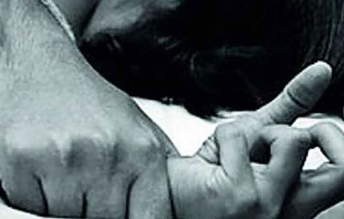 آزار شیطانی دختر دانش آموز توسط معلم خصوصی در قرنطینه