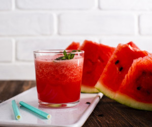 نوشیدنی های خنک فوق العاده برای افطاری دلچسپ